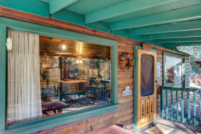 10 Little Cabin In The Woods